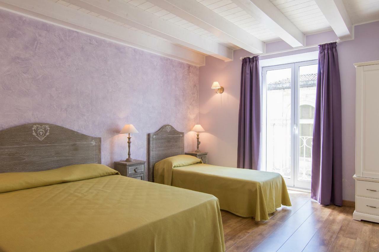B&B Apollo Syracuse Eksteriør bilde